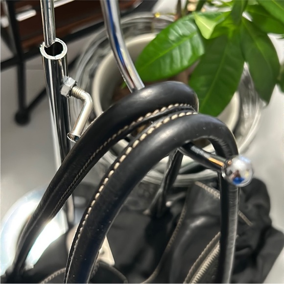 ✨PRADA Vitello Daino Nylon & Leather Bag - Picture 10 of 11